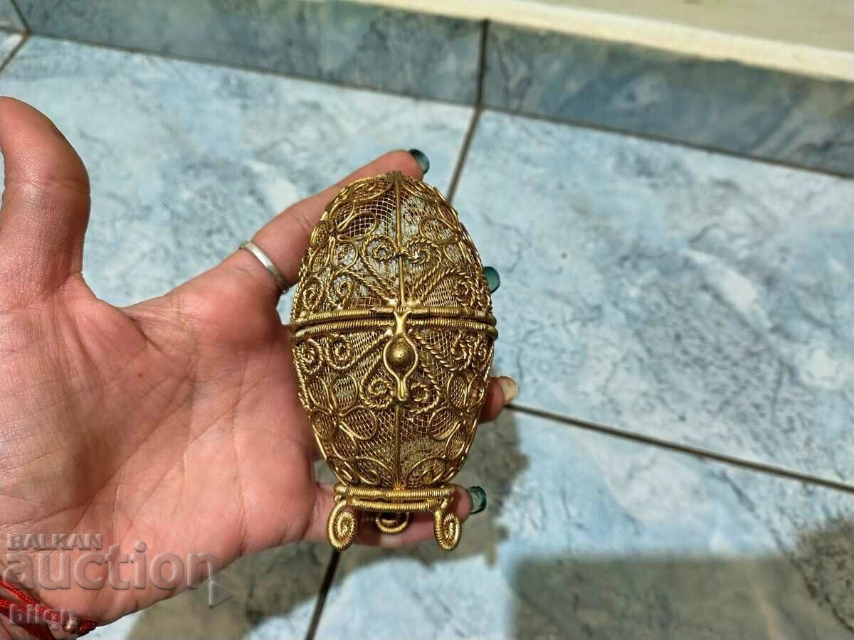 Auction Unique Beautiful Filigree Egg Jewellery Auction Unique Beautiful Filigree Egg Jewellery