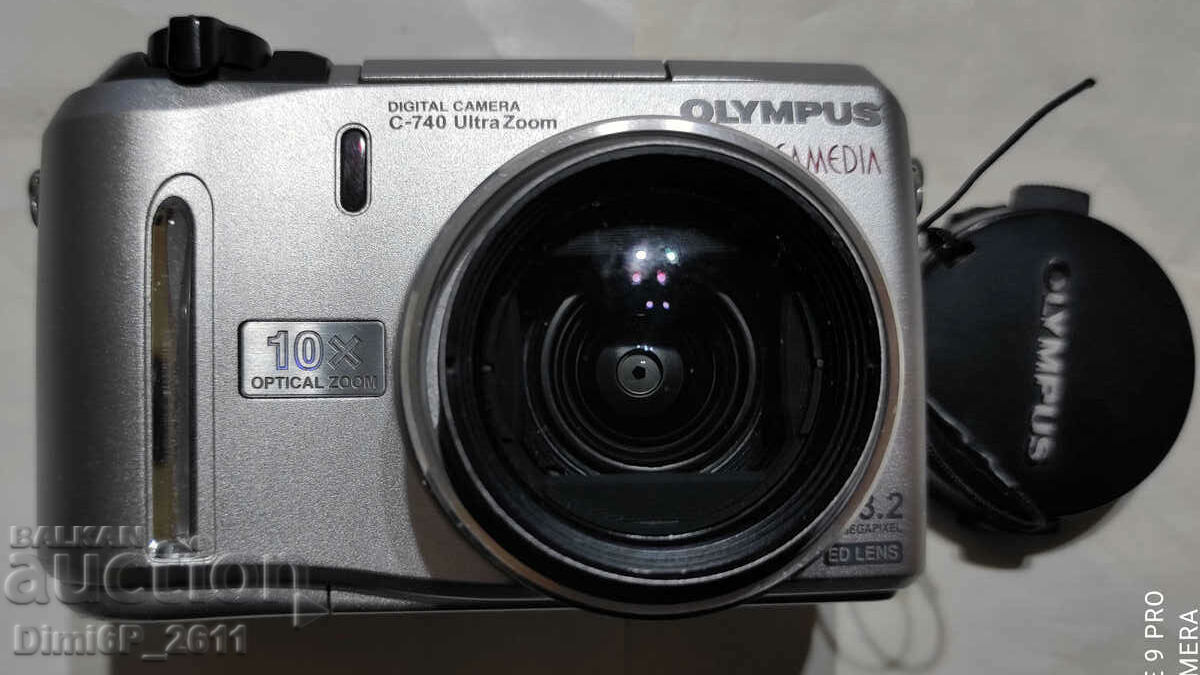 Olympus Camedia C-740 Ultra Zoom digital camera