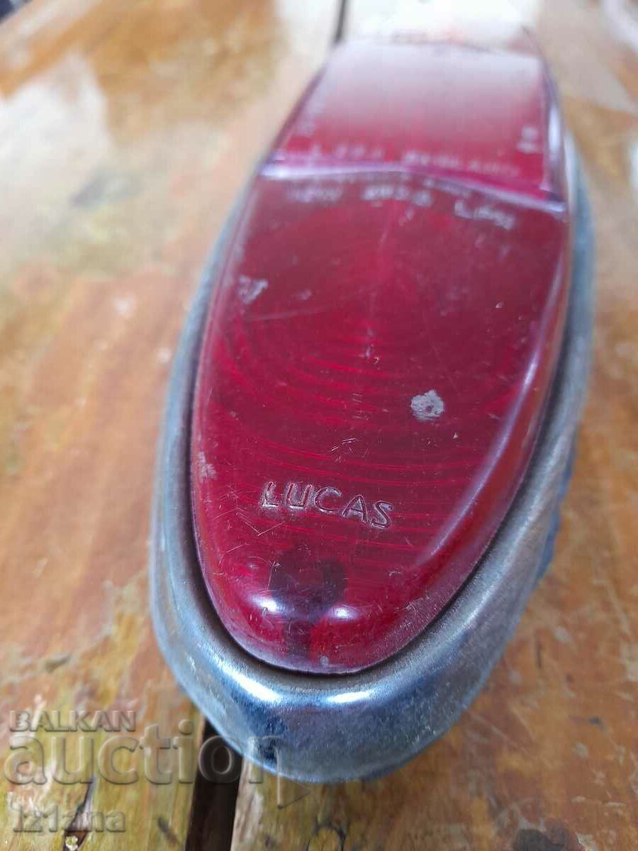 Livrarea Lampa spate veche