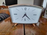 Old mantel clock Beacon