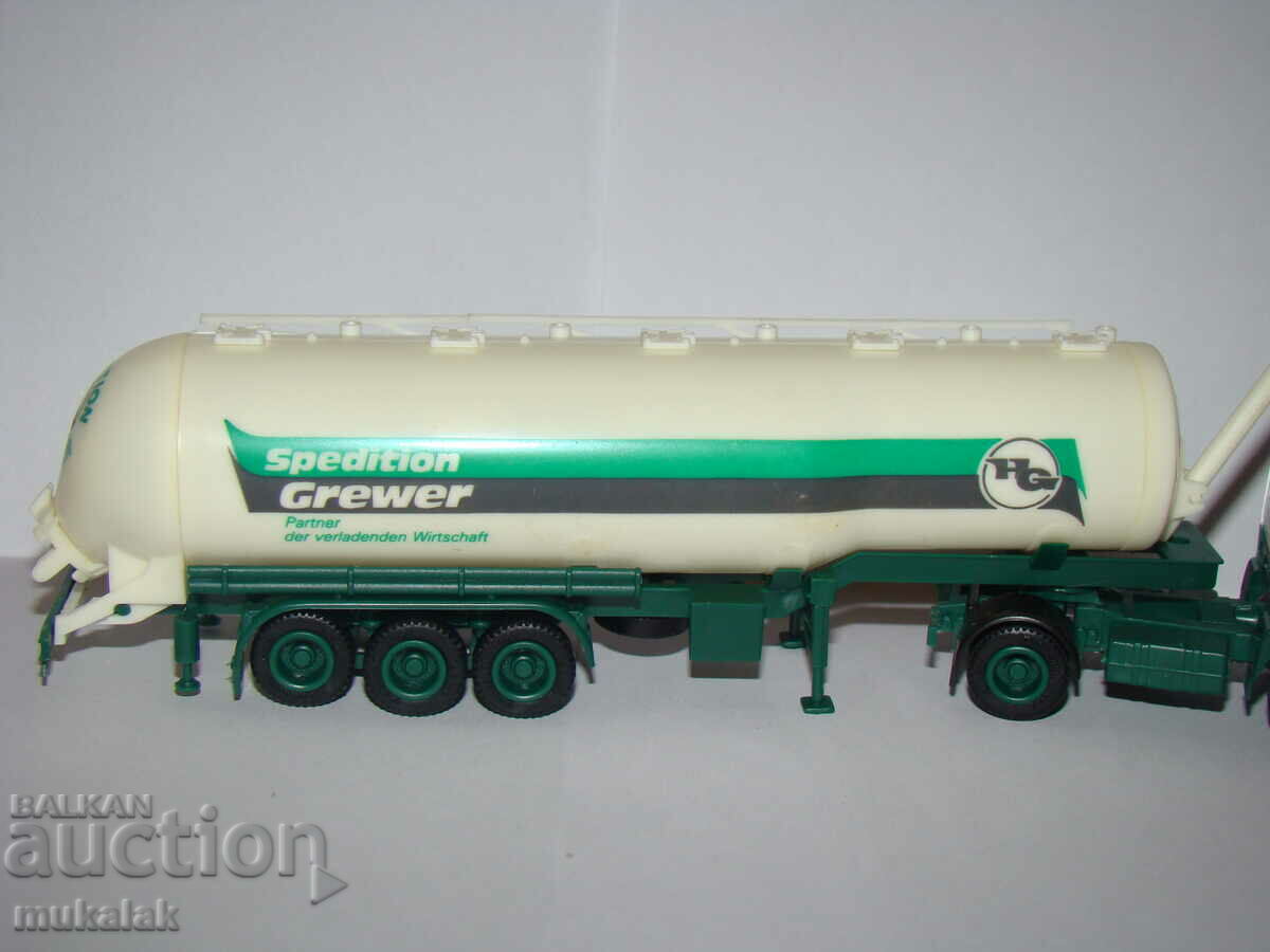 HERPA H0 1/87 MAN TIRE TRUCK MODEL TROLLEY TANKER - 5 HERPA H0 1/87 MAN TIRE TRUCK MODEL TROLLEY TANKER - 5