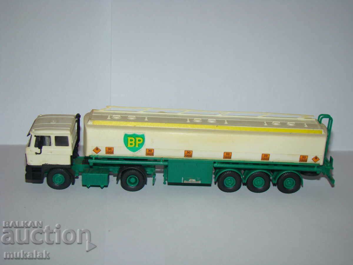 KIBRI H0 1/87 DAF ANVELOPE MODEL TROLLEY TANK