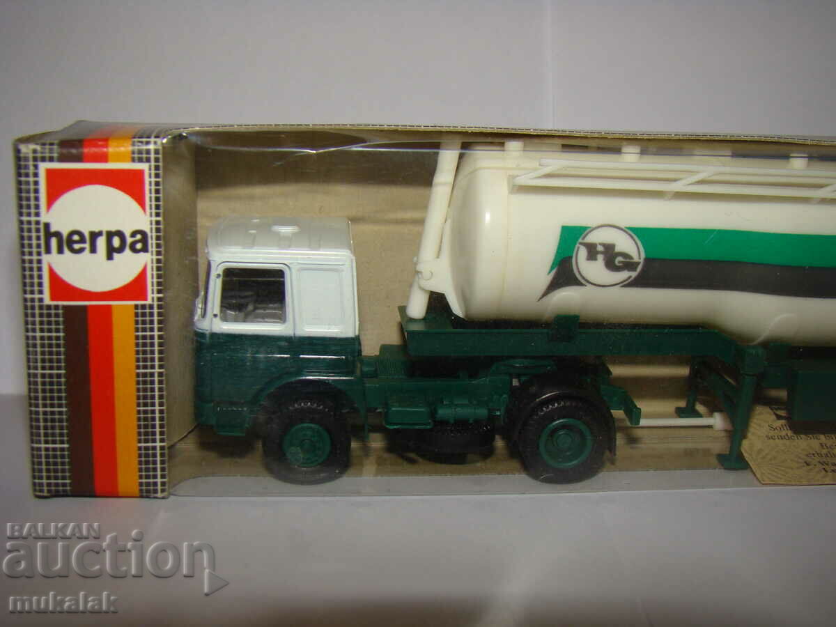 HERPA H0 1/87 MAN TRUCK MODEL TANK with price 25.00 BGN | € 12.78