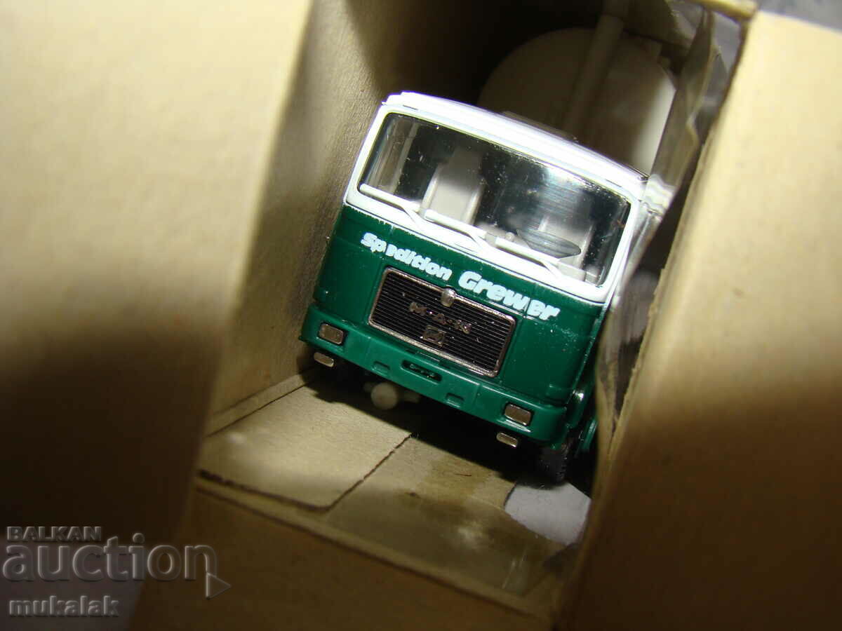 Delivery of HERPA H0 1/87 MAN TRUCK MODEL TANK