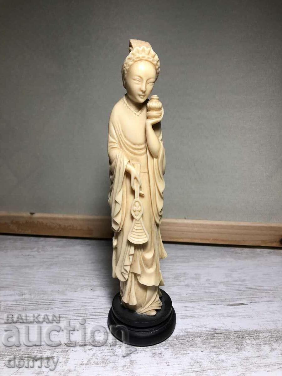 Figura chineză sculptură imitație fildeș