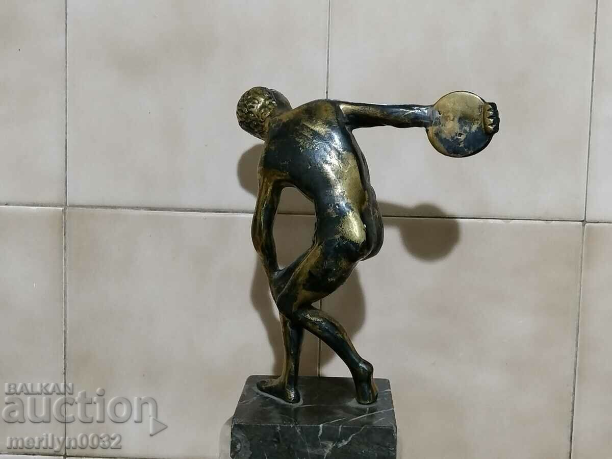 Bronze statuette discus thrower figure figurine plastic with price 302.00 BGN | € 154.41 Bronze statuette discus thrower figure figurine plastic with price 302.00 BGN | € 154.41
