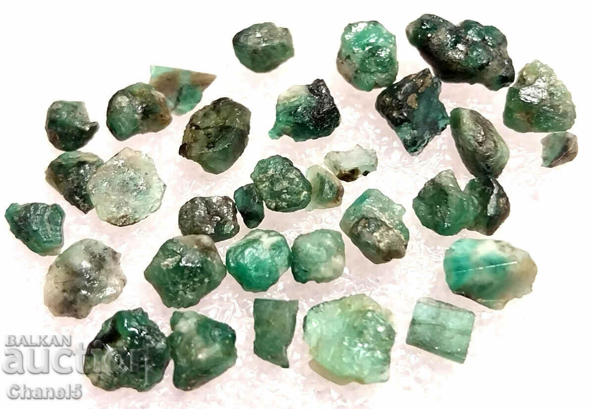 NATURAL ROUGH EMERALDS - 15.40 carats (234)