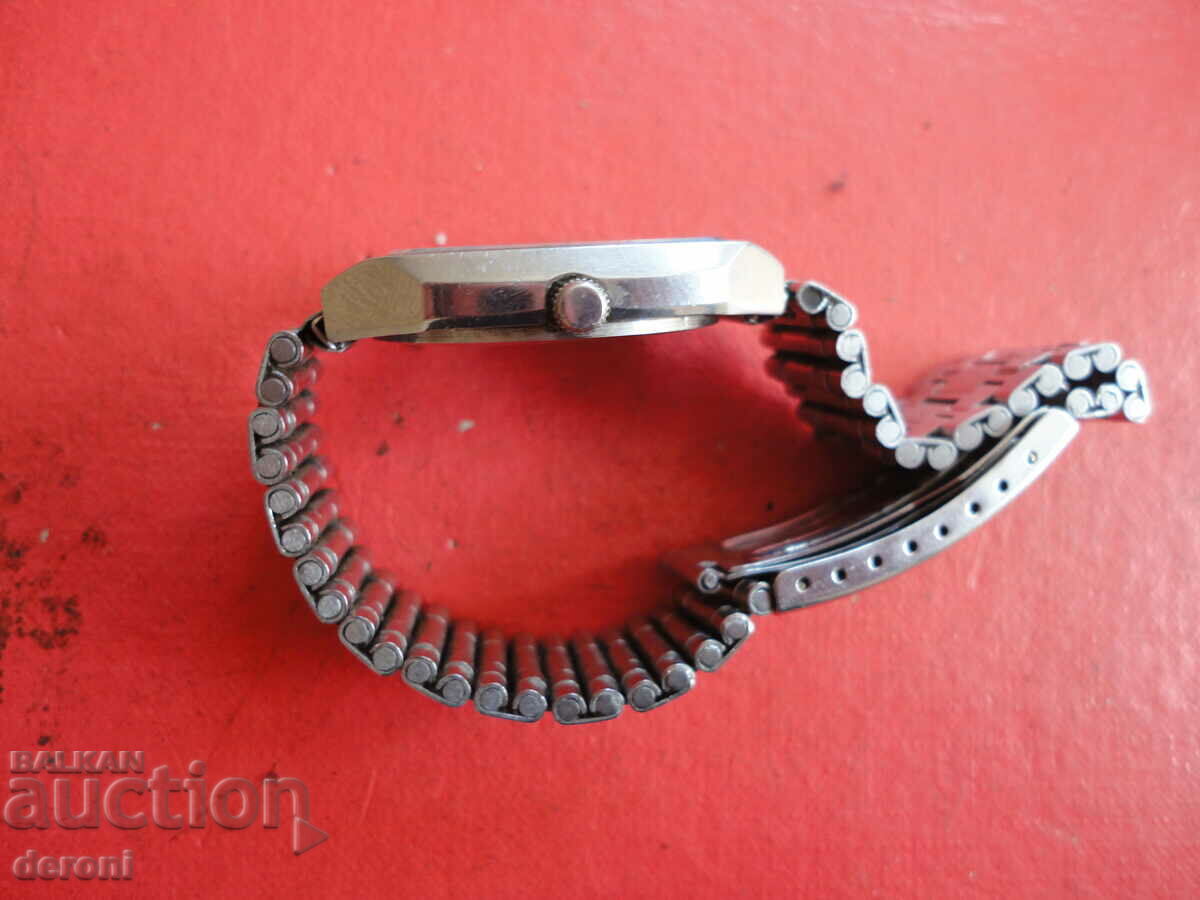 Δημοπρασία Ελβετικό ρολόι χαλαζία Lacher