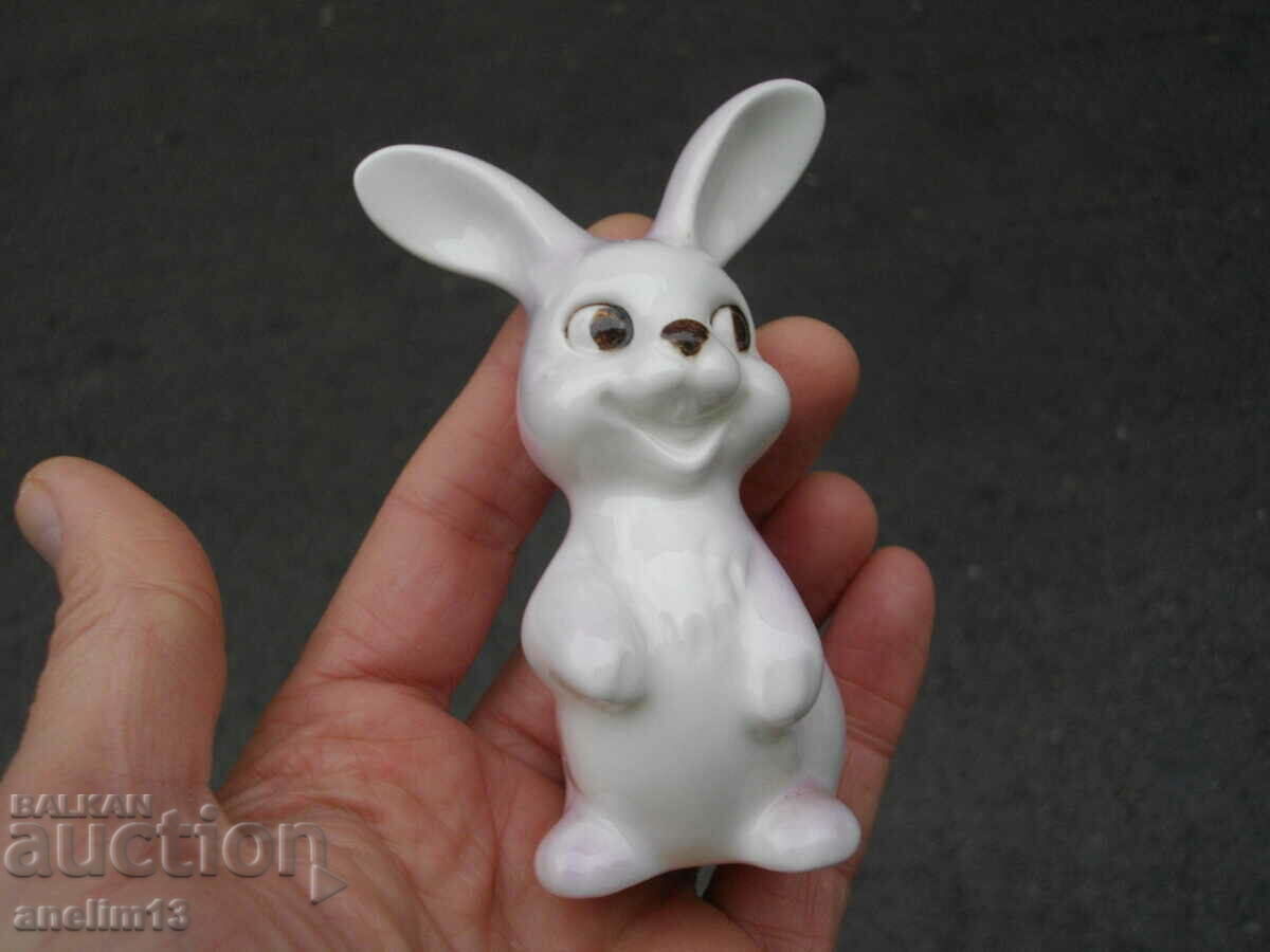 Auction  OLD PORCELAIN RABBIT GOEBEL BUNNY