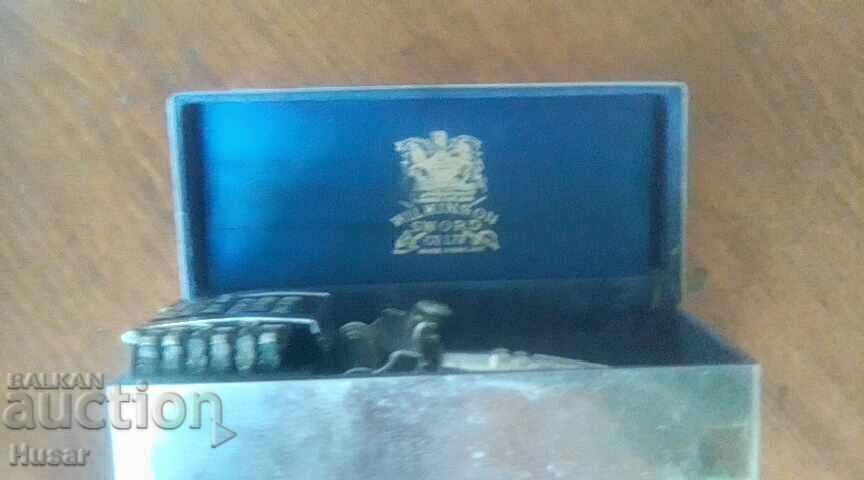 Wilkinson - Old English collectible razor with price 149.99 BGN | € 76.69