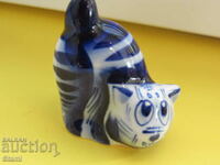 Gzhel style porcelain kitten figure/blue and white/, Russia