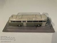 Model Ikarus 66 1:72