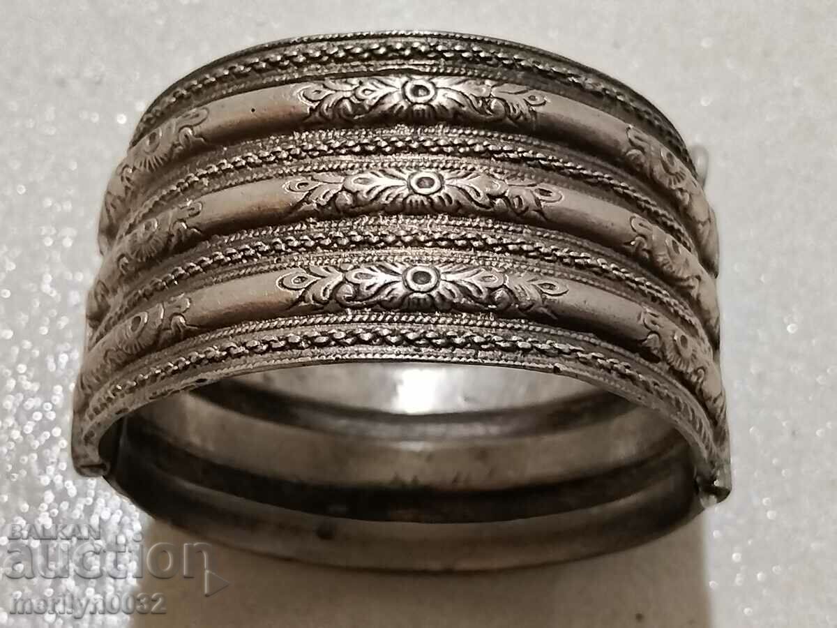 Βραχιόλι από ασήμι αναγέννησης, κοσμήματα, κοσμήματα με τιμή 225.00 BGN | € 115.04 Βραχιόλι από ασήμι αναγέννησης, κοσμήματα, κοσμήματα με τιμή 225.00 BGN | € 115.04