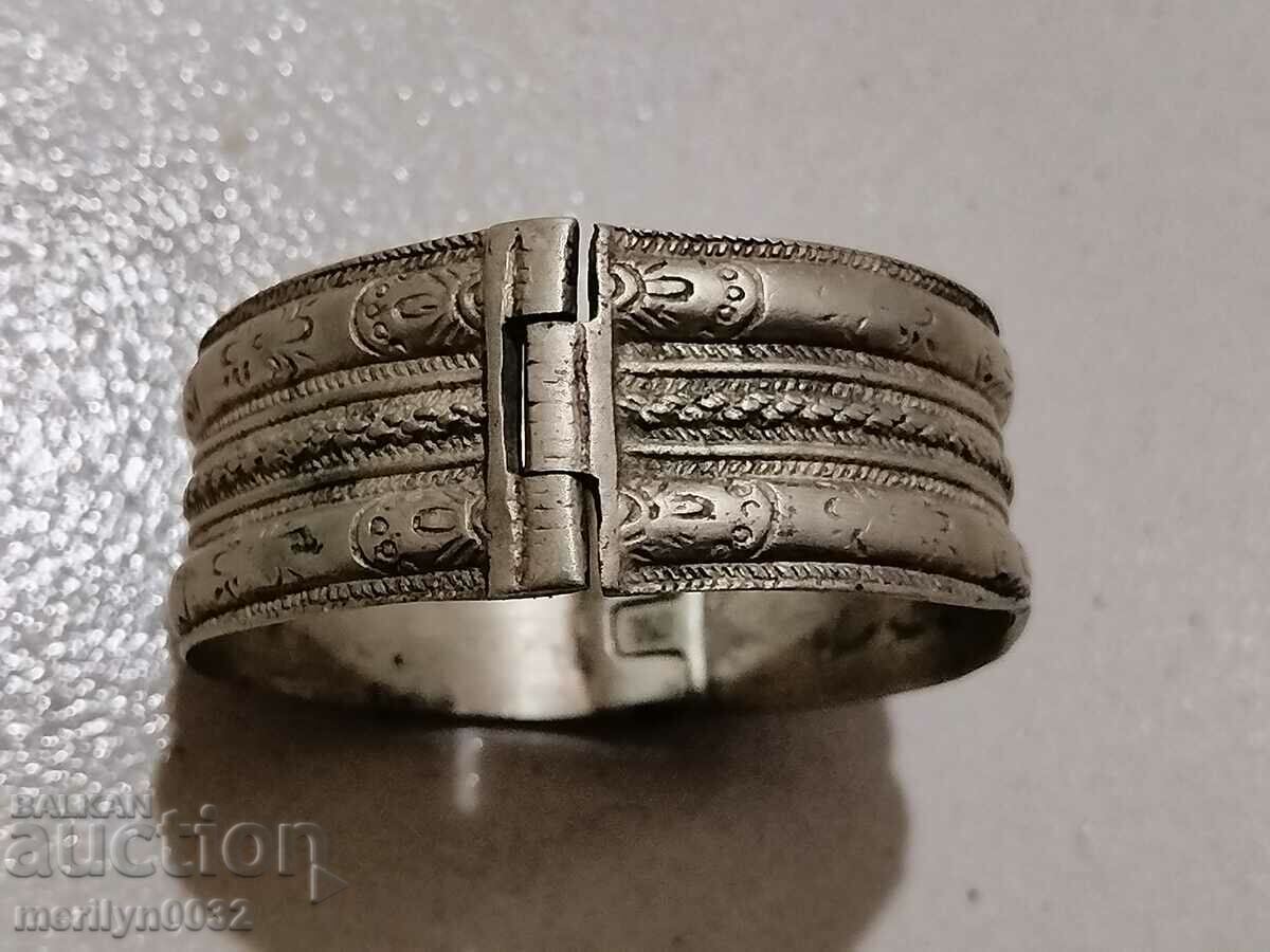 Βραχιόλι από ασήμι αναγέννησης, κοσμήματα, κοσμήματα με τιμή 165.00 BGN | € 84.36 Βραχιόλι από ασήμι αναγέννησης, κοσμήματα, κοσμήματα με τιμή 165.00 BGN | € 84.36