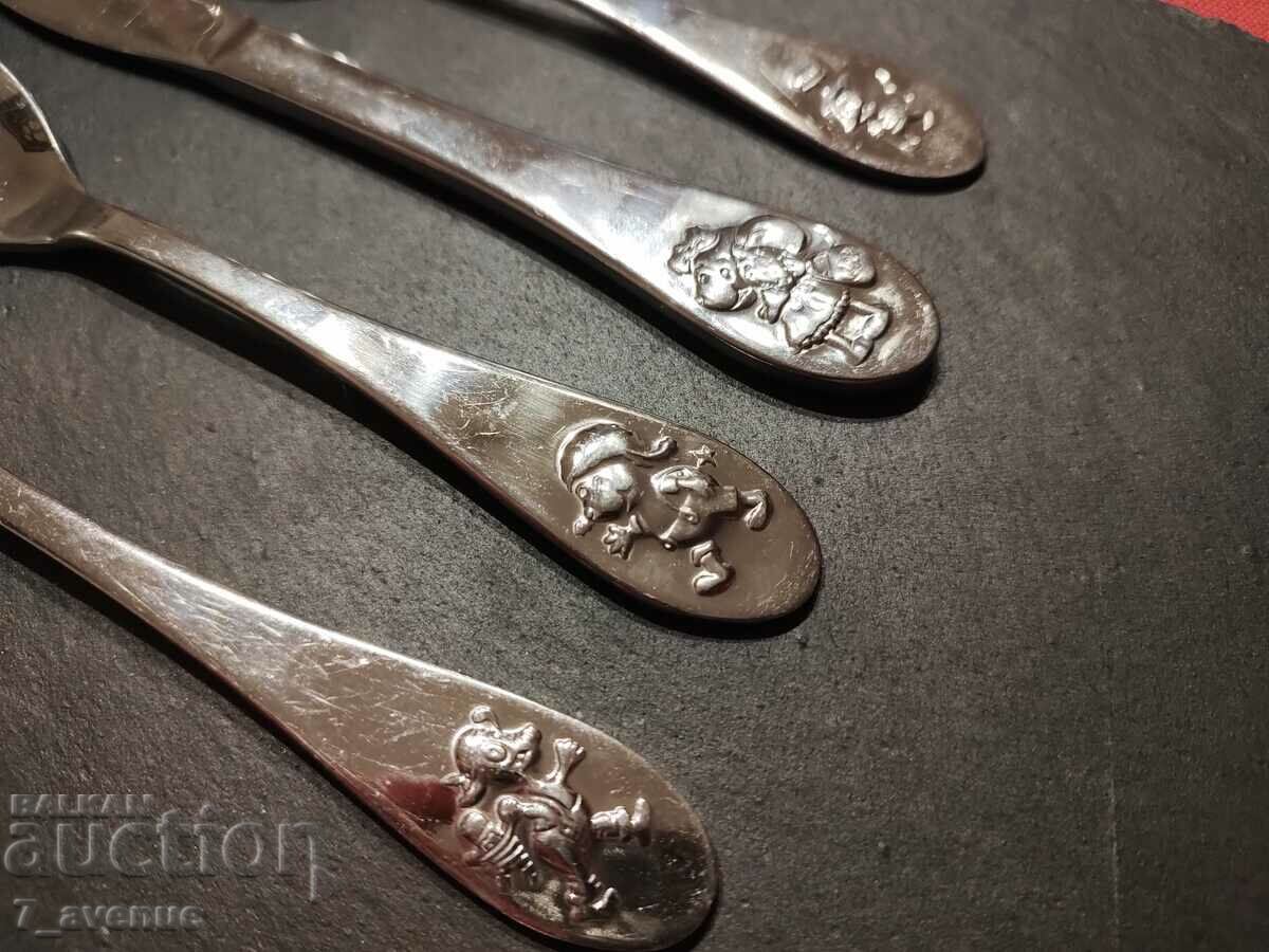 Auction Utensils, children's dining set, like new, 8.12.24 Auction Utensils, children's dining set, like new, 8.12.24