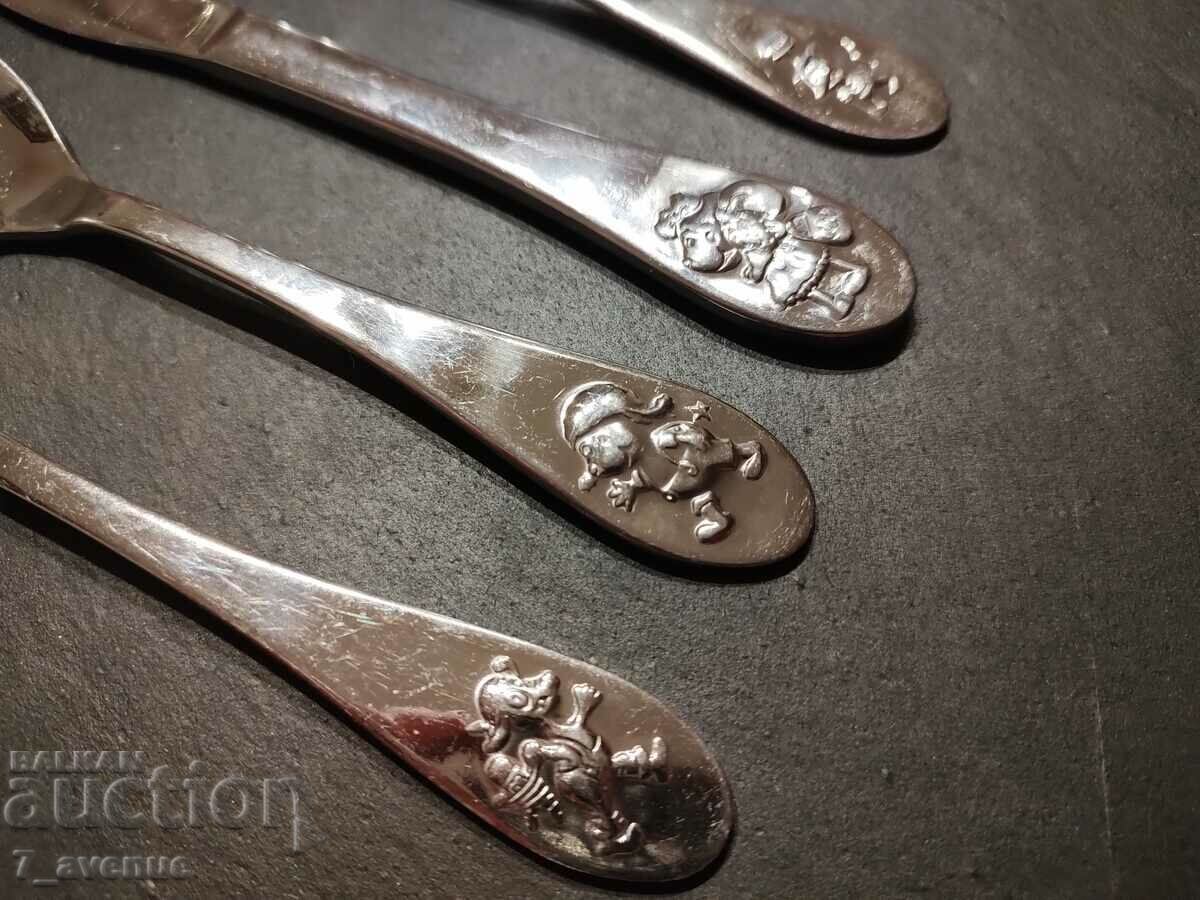 Delivery of Utensils, children's dining set, like new, 8.12.24 Delivery of Utensils, children's dining set, like new, 8.12.24