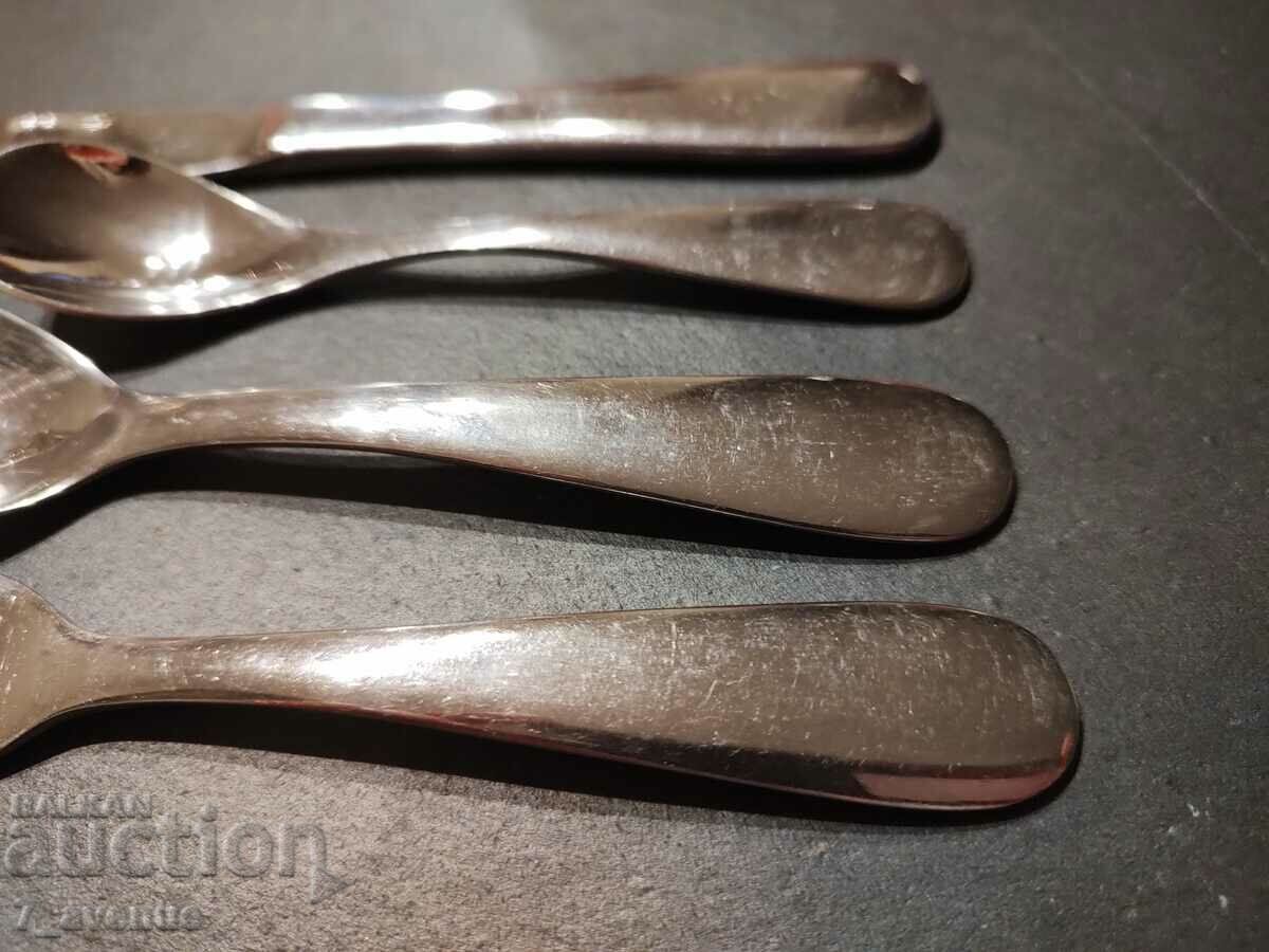 Auction Utensils - children's dining set, like new, 8.12.24 Auction Utensils - children's dining set, like new, 8.12.24