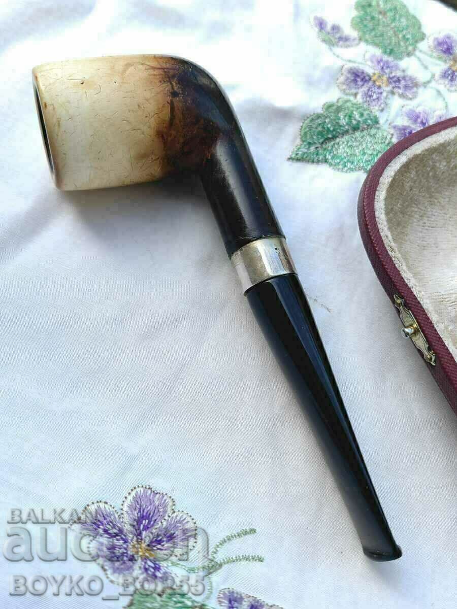 Pipa originală Irish Seafoam TEKIN Dublin cu preț 170.00 BGN | € 86.92 Pipa originală Irish Seafoam TEKIN Dublin cu preț 170.00 BGN | € 86.92