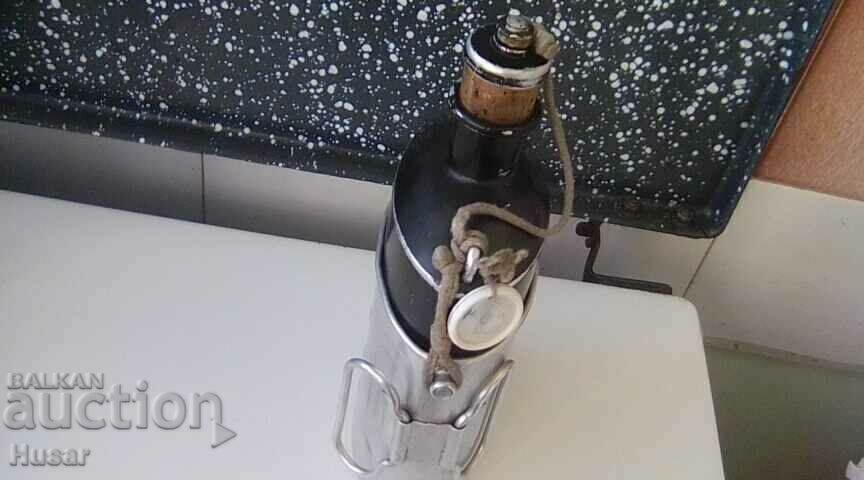 Швейцарска военна манерка + канче продавам с цена 49.99 лв. | € 25.56 Швейцарска военна манерка + канче продавам с цена 49.99 лв. | € 25.56