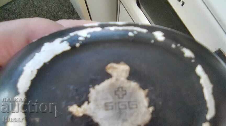 Доставка на Швейцарска военна манерка + канче продавам Доставка на Швейцарска военна манерка + канче продавам