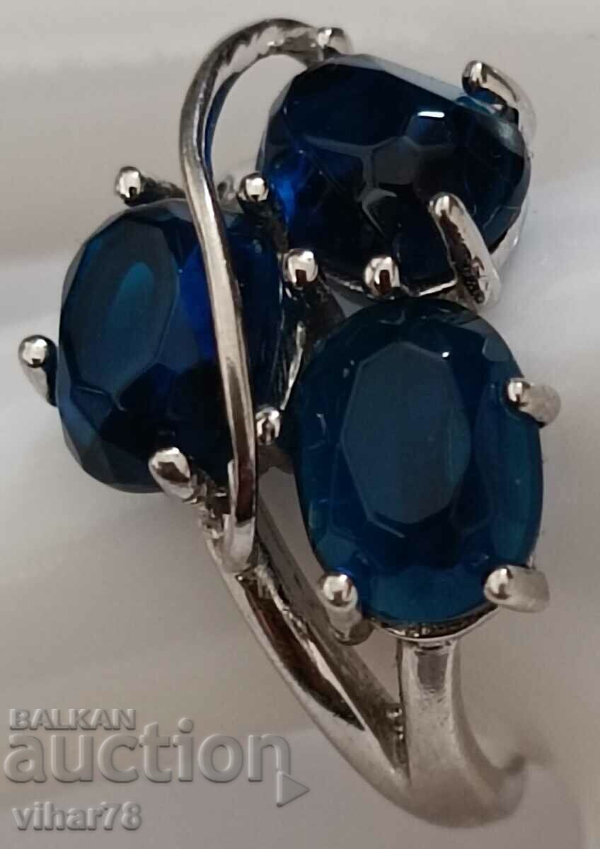 Delivery of Women's silver ring Delivery of Women's silver ring