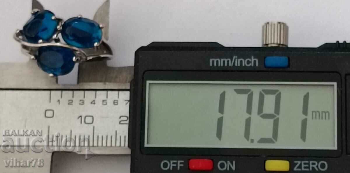 Women's silver ring - 5 Women's silver ring - 5