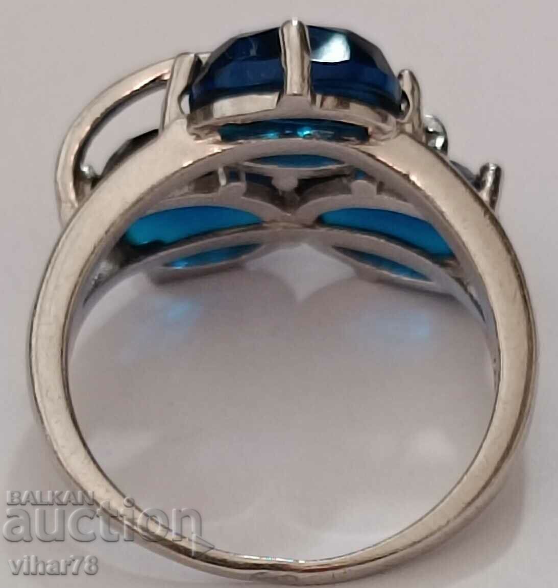 Women's silver ring - 6 Women's silver ring - 6