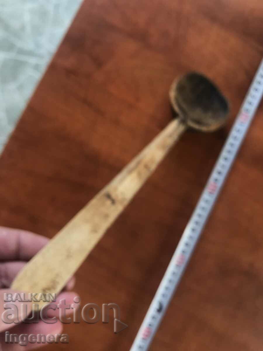 Auction ANTIQUE HAND CARVED WOODEN SPOON Auction ANTIQUE HAND CARVED WOODEN SPOON