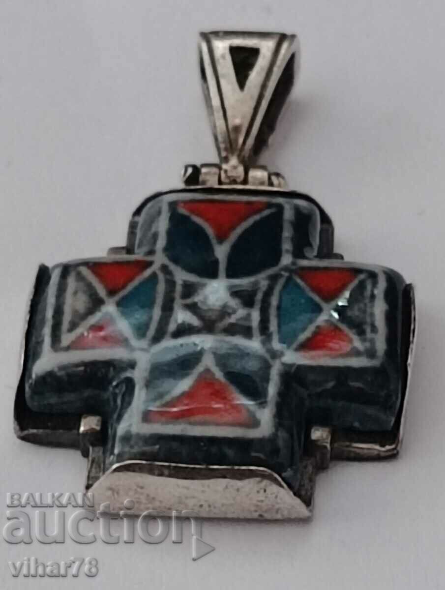 CRUCE DE ARGINT cu preț 99.99 BGN | € 51.12 CRUCE DE ARGINT cu preț 99.99 BGN | € 51.12