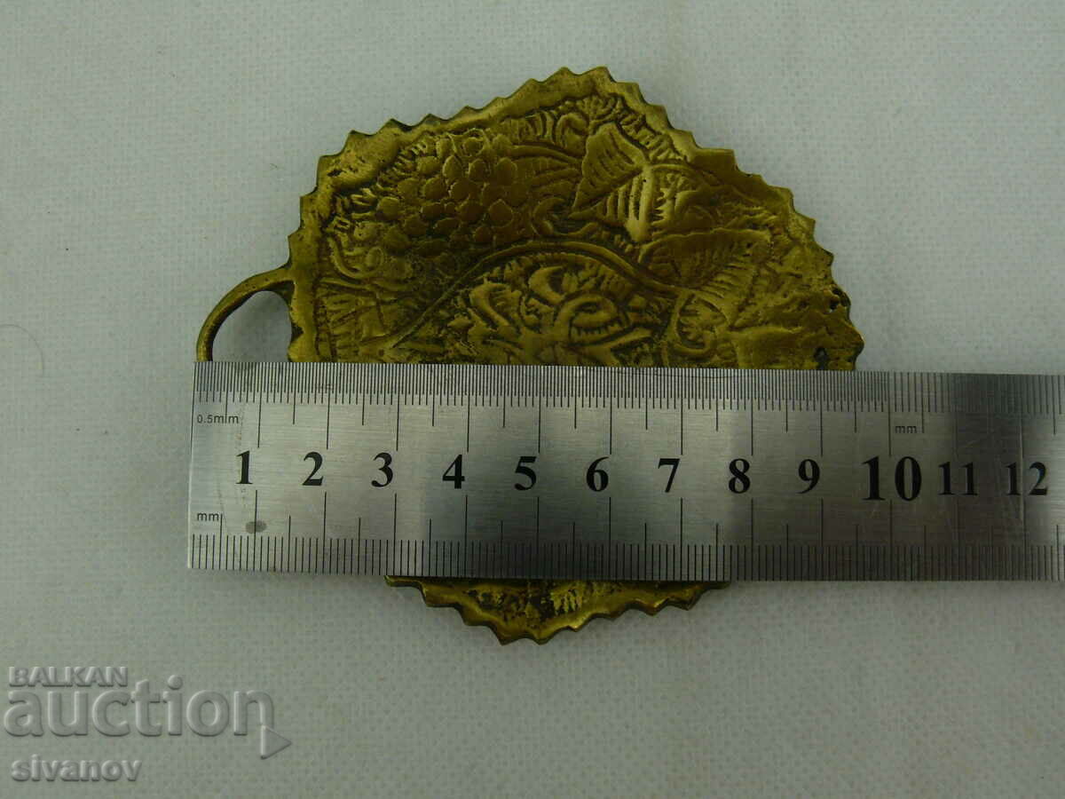 Παλιό ορειχάλκινο τασάκι #2417 - 7 Παλιό ορειχάλκινο τασάκι #2417 - 7