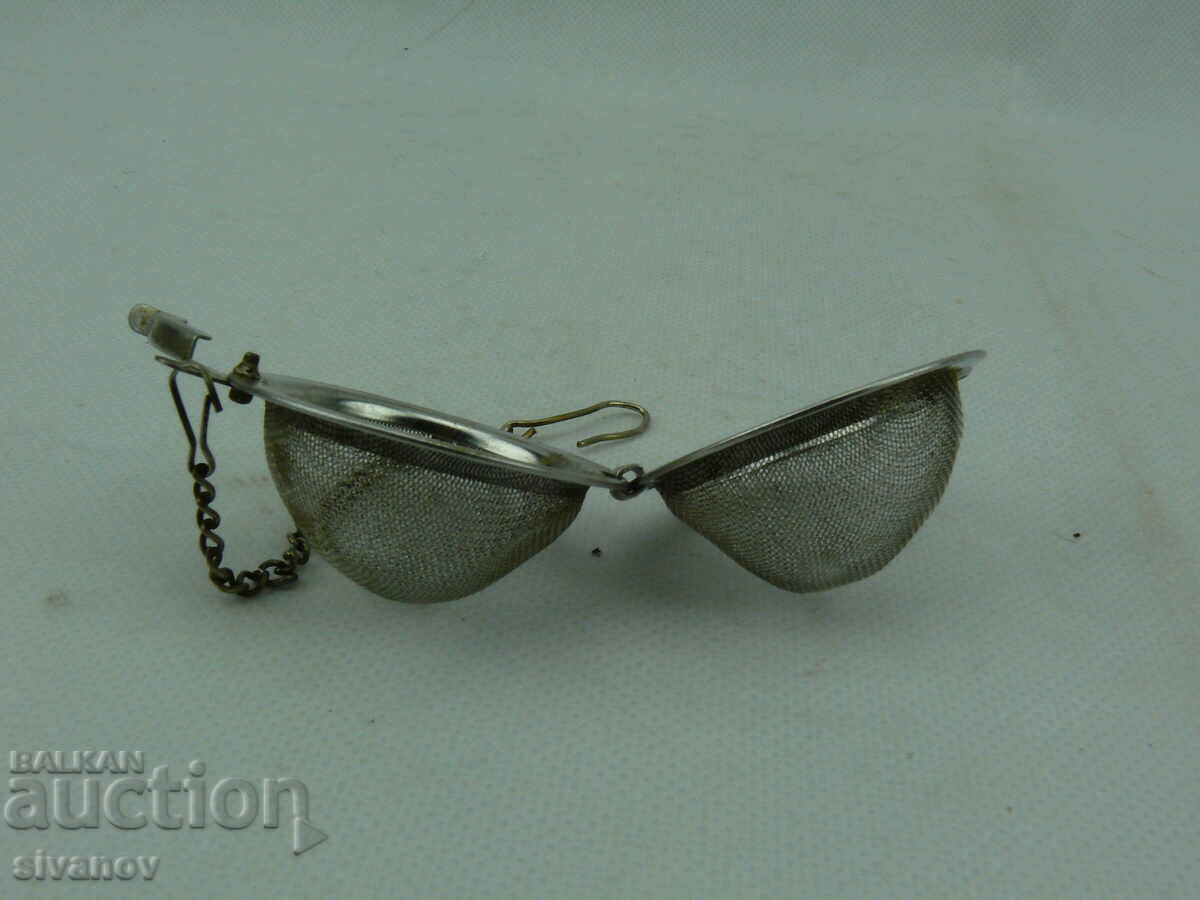 Sita veche cu bile de ceai #2421 - 6 Sita veche cu bile de ceai #2421 - 6