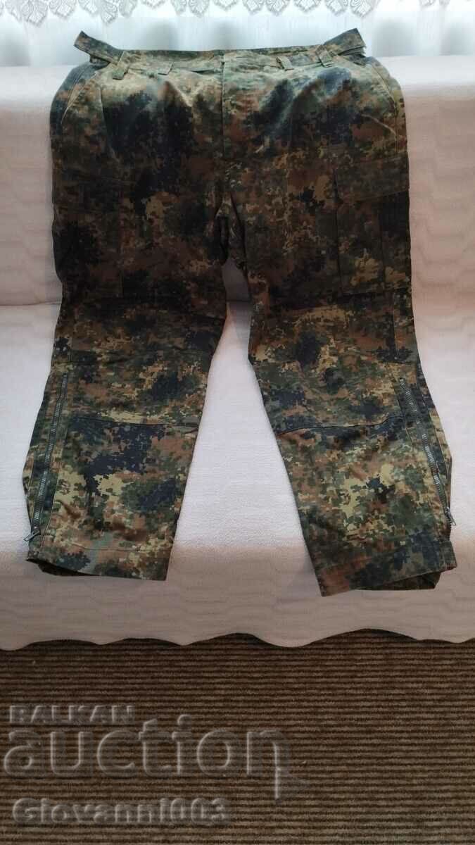 Pantaloni militari de iarnă