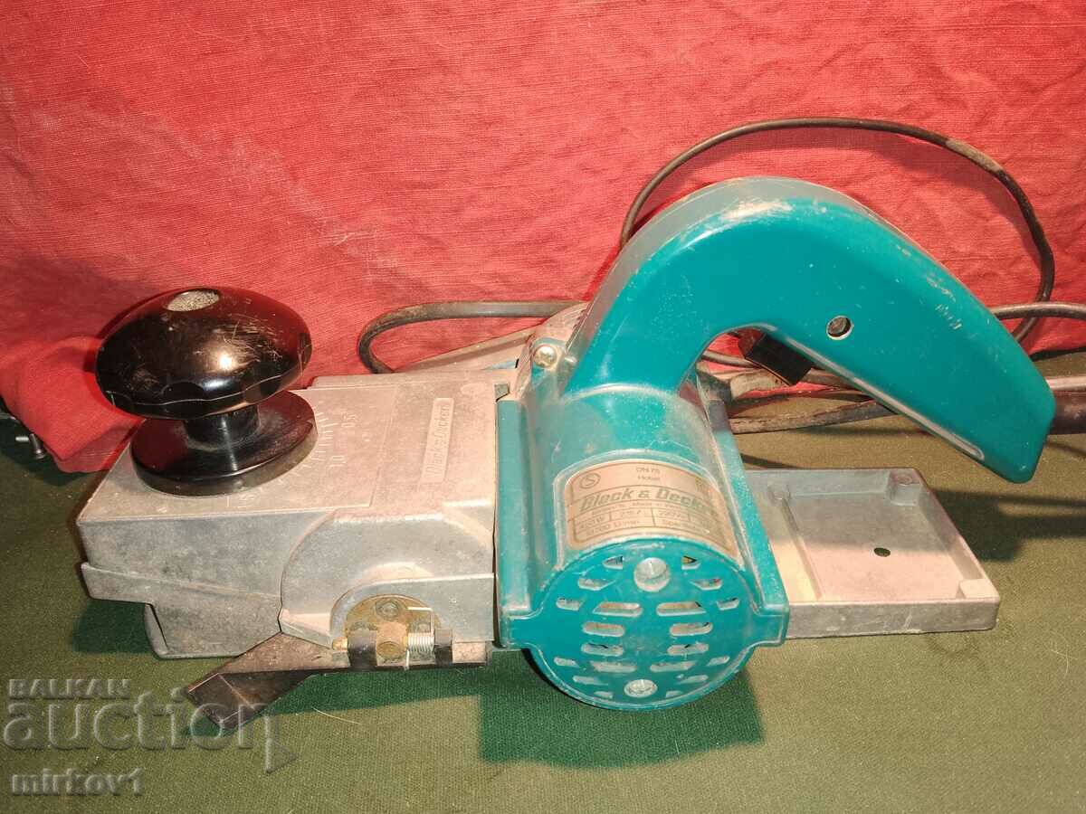 Electric planer