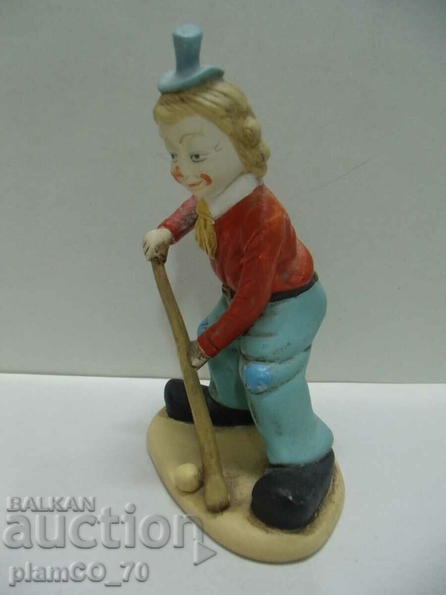 #*7782 παλιά πορσελάνινη φιγούρα - κλόουν με τιμή 15.00 BGN | € 7.67 #*7782 παλιά πορσελάνινη φιγούρα - κλόουν με τιμή 15.00 BGN | € 7.67