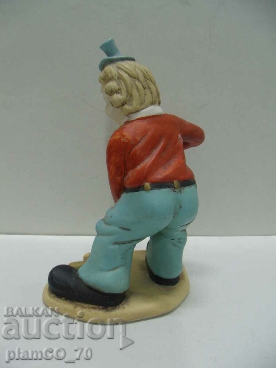 Δημοπρασία #*7782 παλιά πορσελάνινη φιγούρα - κλόουν Δημοπρασία #*7782 παλιά πορσελάνινη φιγούρα - κλόουν