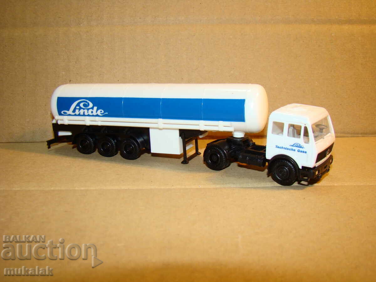 Auction HERPA 1:87 H0 MERCEDES TIRE TRUCK TOY MODEL TANK Auction HERPA 1:87 H0 MERCEDES TIRE TRUCK TOY MODEL TANK