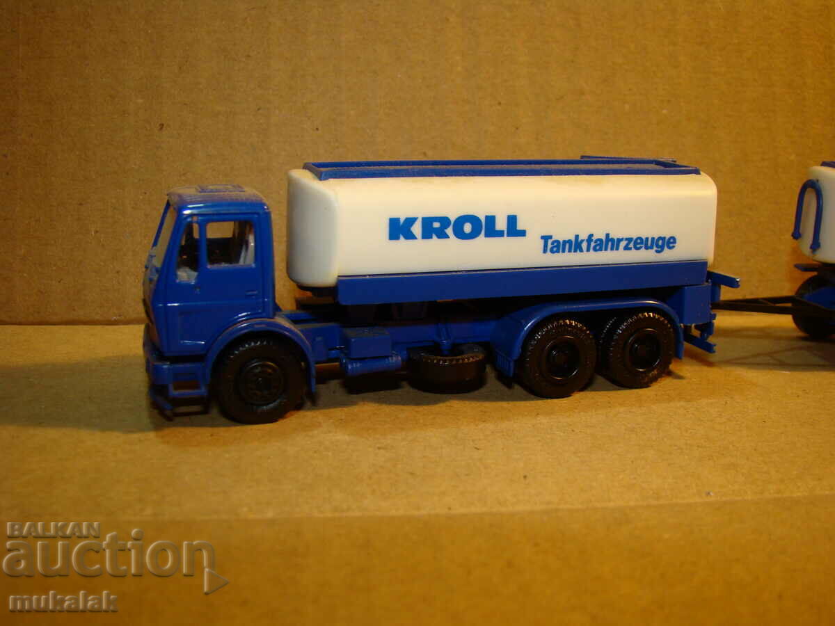 HERPA 1:87 H0 MERCEDES TIRE TRUCK TOY MODEL TANK with price 20.00 BGN | € 10.23