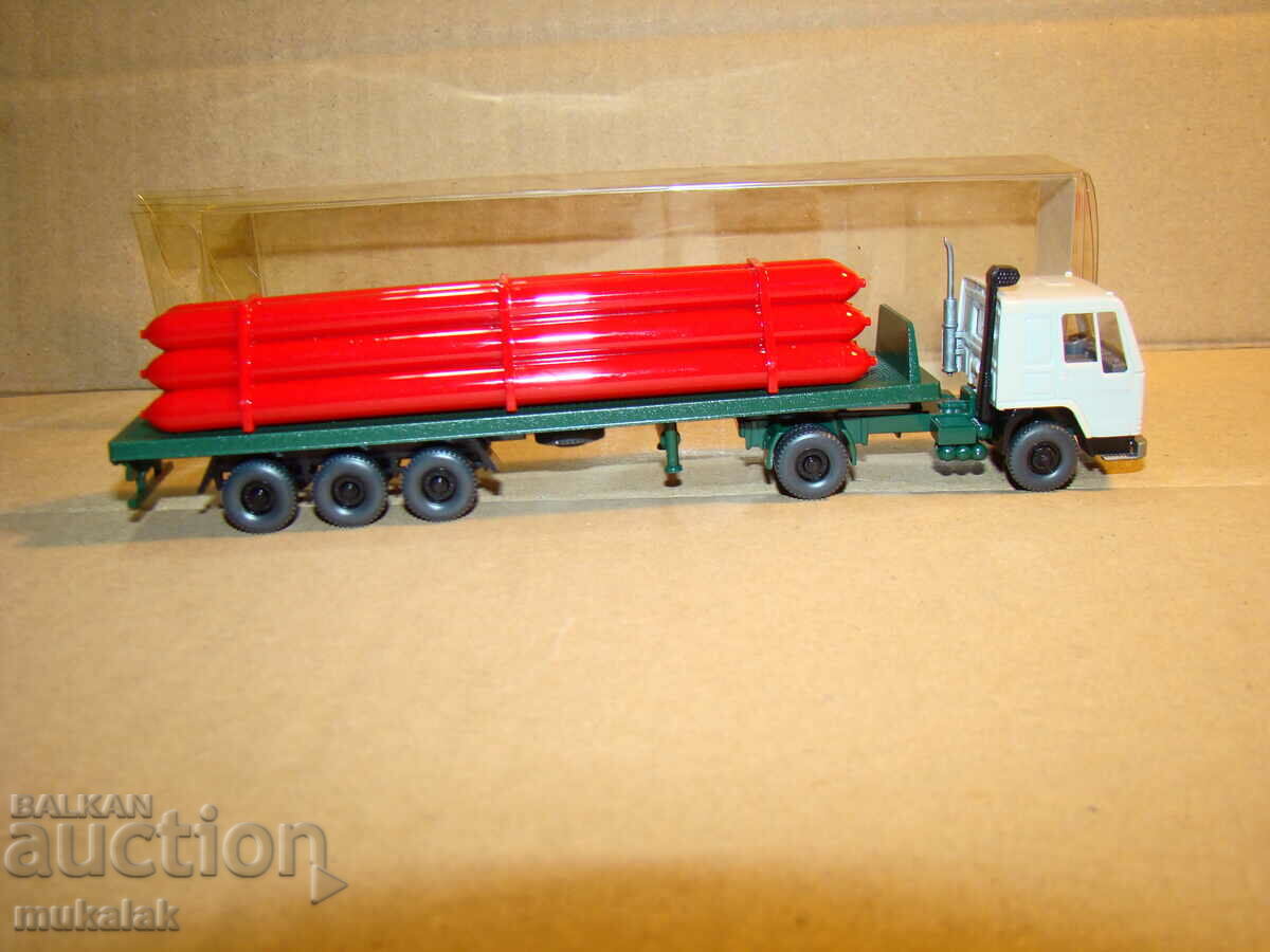 Delivery of WIKING 1:87 H0 VOLVO TIRE TRUCK TOY MODEL TANK Delivery of WIKING 1:87 H0 VOLVO TIRE TRUCK TOY MODEL TANK