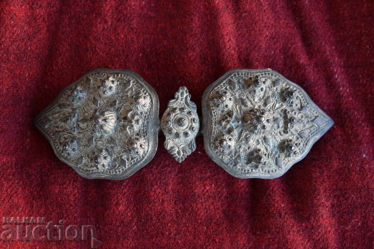 Pafti sachan silver with price 350.00 BGN | € 178.95 Pafti sachan silver with price 350.00 BGN | € 178.95