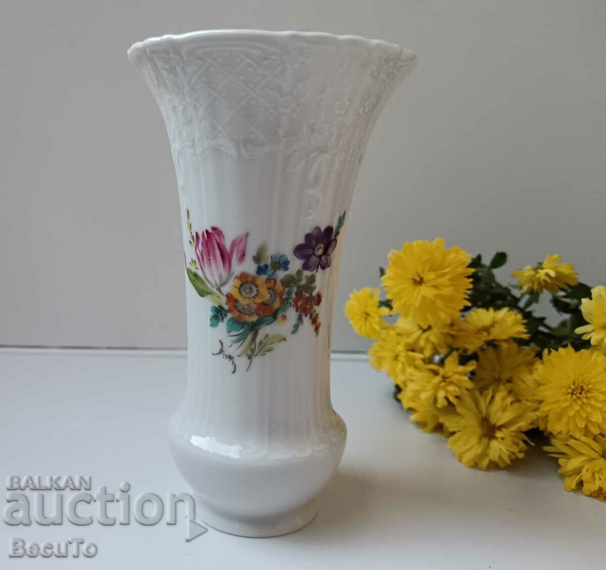 Kaiser porcelain vase with Meissen bouquet