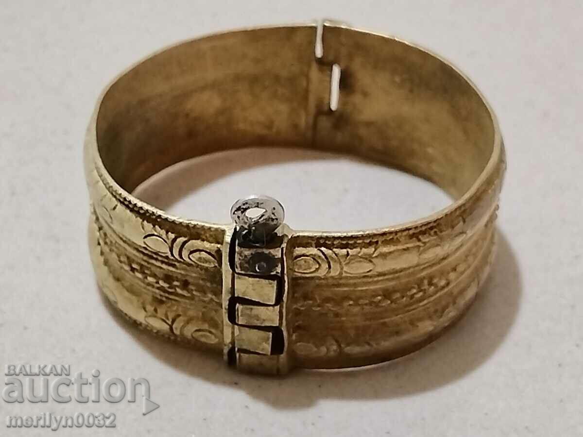 Bijuterii bratara din bronz renascentista cu preț 149.00 BGN | € 76.18 Bijuterii bratara din bronz renascentista cu preț 149.00 BGN | € 76.18