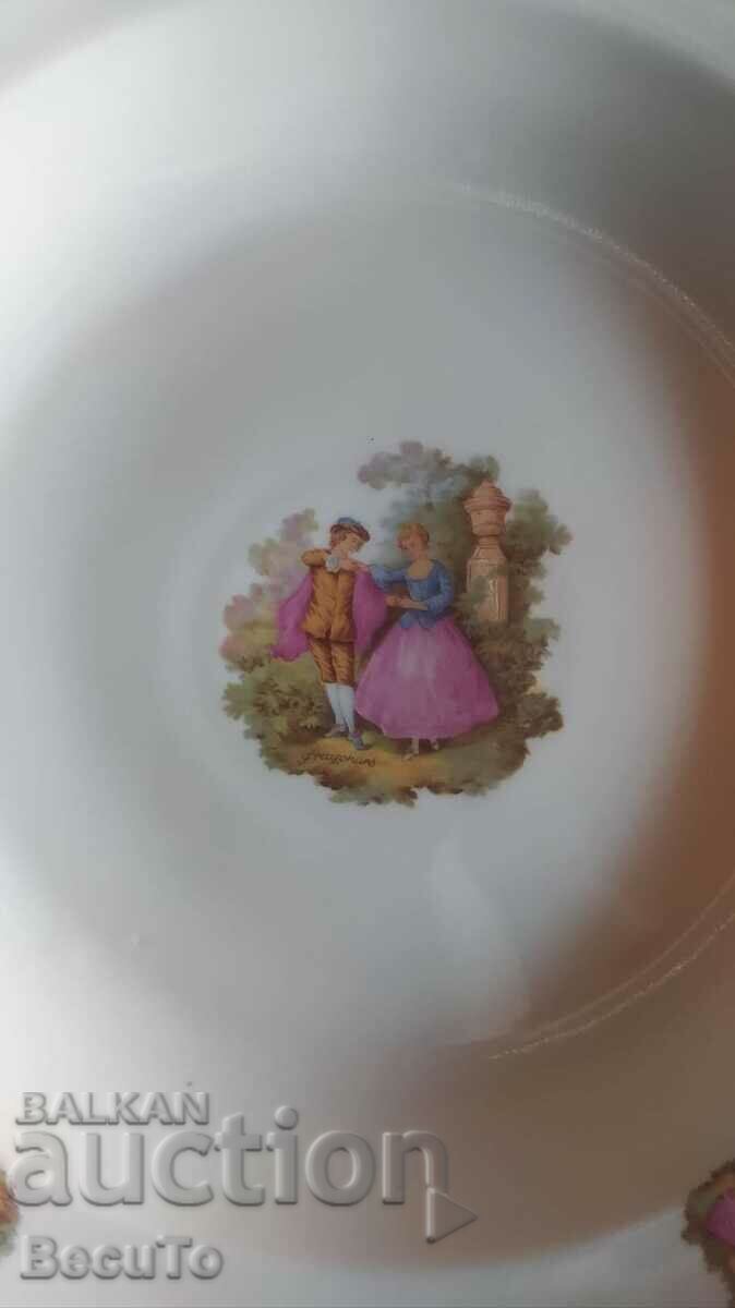 Huge portion plate, Isis fruit bowl, Romeo and Juliet motif with price 25.00 BGN | € 12.78 Huge portion plate, Isis fruit bowl, Romeo and Juliet motif with price 25.00 BGN | € 12.78