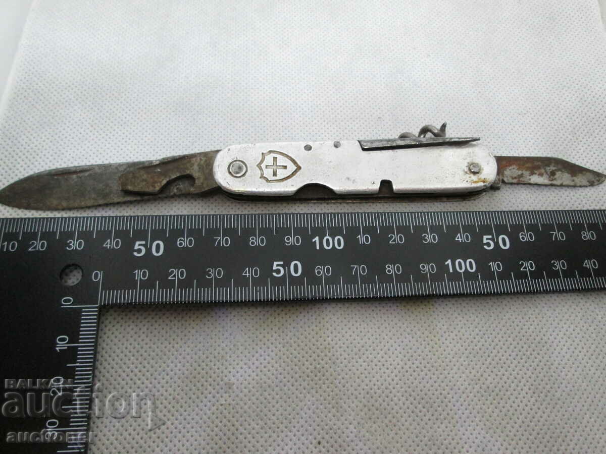 AN OLD SWISS ARMY WITH 5 FUNCTIONS with price 20.00 BGN | € 10.23 AN OLD SWISS ARMY WITH 5 FUNCTIONS with price 20.00 BGN | € 10.23