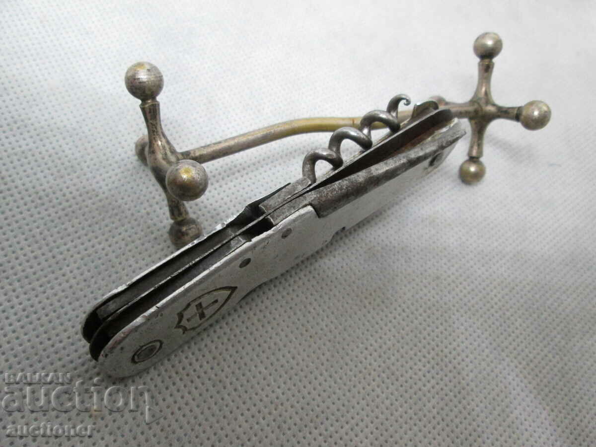 AN OLD SWISS ARMY WITH 5 FUNCTIONS - 6 AN OLD SWISS ARMY WITH 5 FUNCTIONS - 6