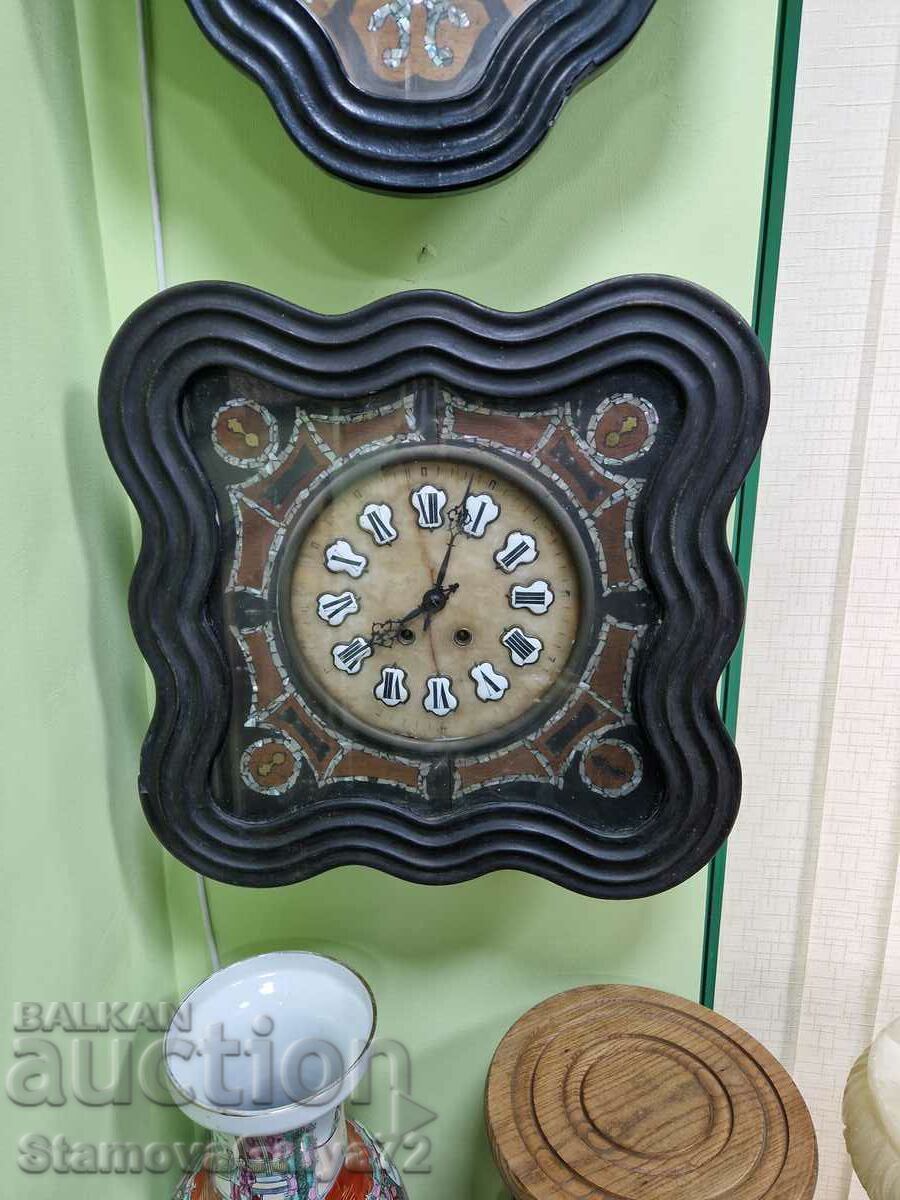 Delivery of A beautiful antique French wall clock from the 19th century Delivery of A beautiful antique French wall clock from the 19th century