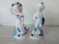 Two porcelain figurines of a lady and a gentleman, Germany