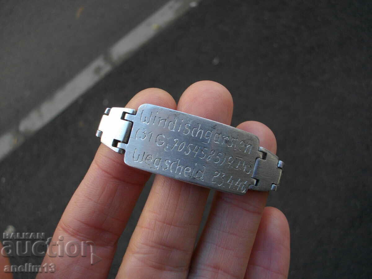 Brățară veche din aluminiu 1945 cu preț € 23.00 | 44.98 BGN