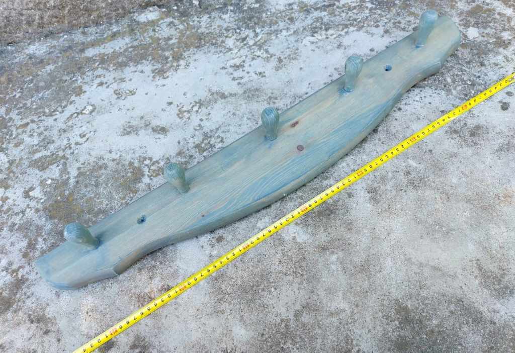 . WOODEN HANGER HEALTHY EXCELLENT CONDITION NEW - 6 . WOODEN HANGER HEALTHY EXCELLENT CONDITION NEW - 6