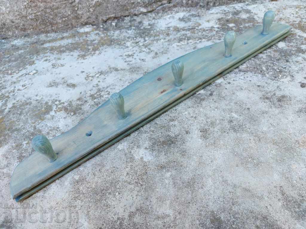 . WOODEN HANGER HEALTHY EXCELLENT CONDITION NEW . WOODEN HANGER HEALTHY EXCELLENT CONDITION NEW