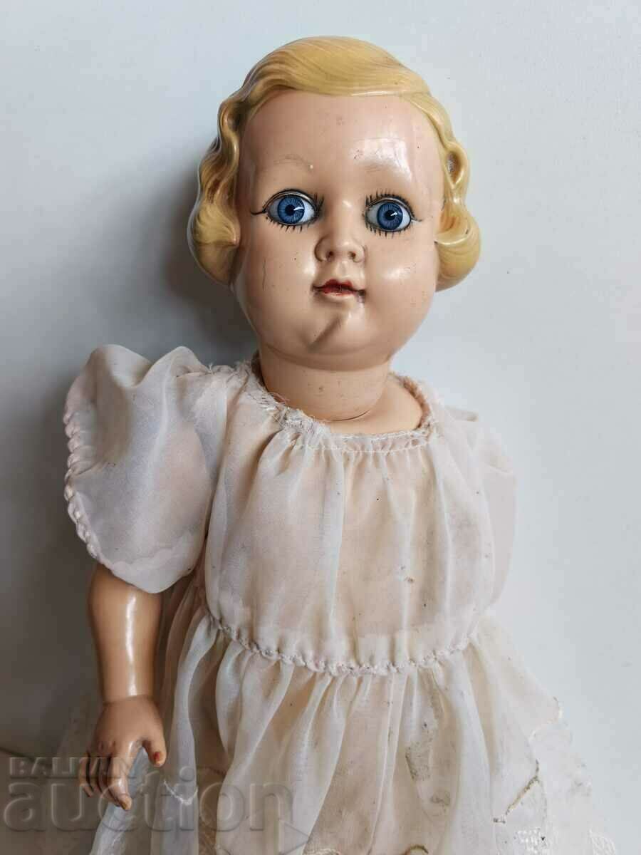 . JUCĂRIE DE COPII ANII 1930 PĂPUȘĂ MARE DE CELULOID cu preț 89.00 BGN | € 45.50
